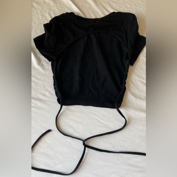 NWOT Black open back crop top - Picture 2 of 2
